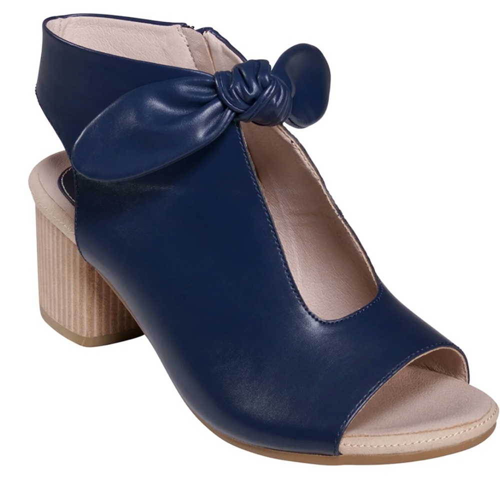 Elegant Navy Blue Women's Heels